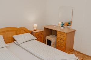 Afbeelding uit fotogalerij van Guest House Ahmo Halilcevic in Dubrave Gornje +33 foto's