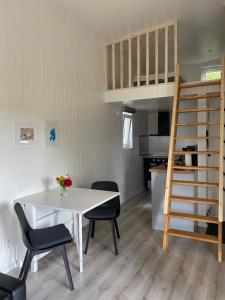 Kuchyň nebo kuchyňský kout v ubytování Kattalängan - Lilla huset