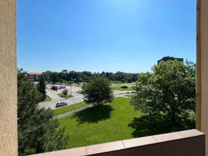 Fotografie z fotogalerie ubytování Stan u centru Čakovca s pogledom na park v destinaci Čakovec