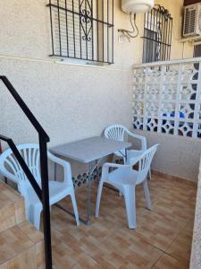 Balkón alebo terasa v ubytovaní 1 bedroom apartment in La Mata beach