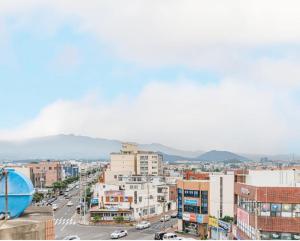 Afbeelding uit fotogalerij van Top Island Hotel in Jeju-stad