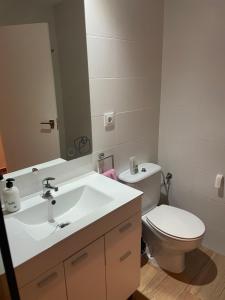 A bathroom at Apartamento Torrelaguna