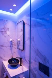 SantoRossa Luxury Villas的一间浴室
