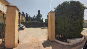 Kép Del Parque Flats Paraiso Beach szállásáról Esteponában a galériában