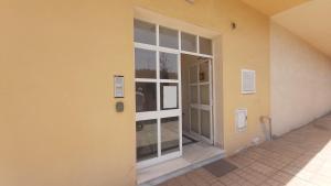 Kép Del Parque Flats Paraiso Beach szállásáról Esteponában a galériában