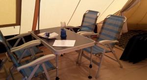 Ameland tentenverhuur Ameland的休息区