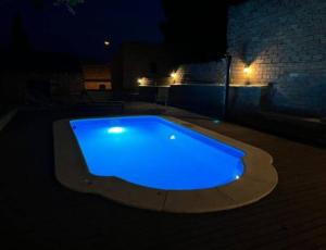 Fotografia z galérie ubytovania Agradable casa rural con piscina privada v destinácii Vallfogona de Balaguer