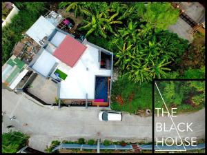 The Black House iz ptičje perspektive