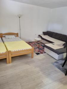 Fotografie z fotogalerie ubytování Apartments Maria v destinaci Ivanica