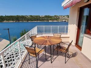 Ein Balkon oder eine Terrasse in der Unterkunft Villa Riva
