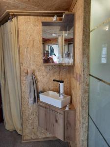 Gallery image of Home&Classic - Alte Werkstatt in Effelder +24 photos