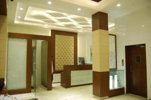 The lobby or reception area at Hotel Purva