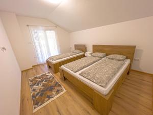 Cama ou camas em um quarto em Daman Villa