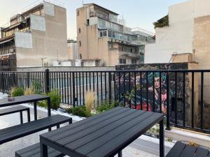 Ein Balkon oder eine Terrasse in der Unterkunft PAREA Athens
