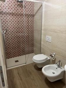 A bathroom at La Perla del Borgo B&B