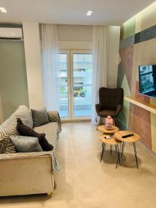 A television and/or entertainment centre at Bright and Modern studio Thessaloniki Downtown
