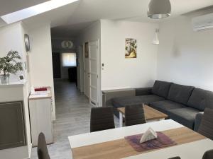 Fotografia z galérie ubytovania KLAPKA PROVANCE APARTMAN v destinácii Kaposvár