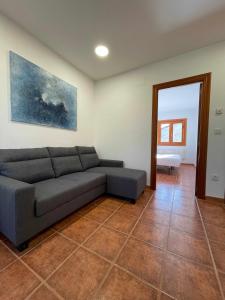 Część wypoczynkowa w obiekcie Apartamento familiar cercano a playa de Rodiles 5