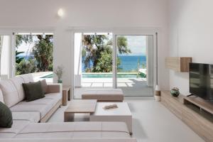 Gallery image of Nisos Villas Corfu in Benitses