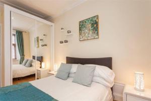 Легло или легла в стая в Chapel Street 42B First floor 1-bedroom apartment, Aberdeen city center