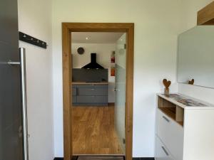Kuchyňa alebo kuchynka v ubytovaní Apartment Bergblick by Interhome