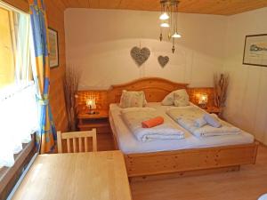 Posteľ alebo postele v izbe v ubytovaní Apartment Helmreich-5 by Interhome
