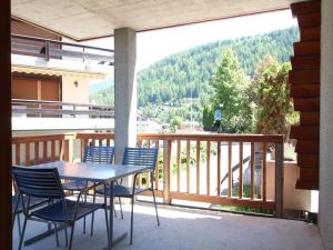 Balkón nebo terasa v ubytování Apartment Les Chouettes 1 by Interhome
