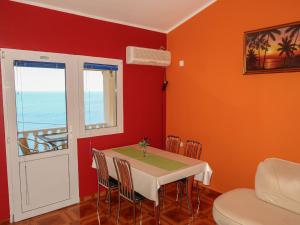 Posezení v ubytování Apartment Daniel-2 by Interhome