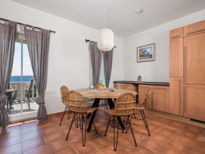 Fotografie z fotogalerie ubytování Holiday Home Albertina-1 by Interhome v destinaci Martina + 37 fotografií