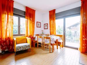 Χώρος καθιστικού στο Apartment Deval-2 by Interhome