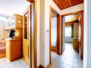 Posteľ alebo postele v izbe v ubytovaní Apartment Cincelli - Catinaccio by Interhome
