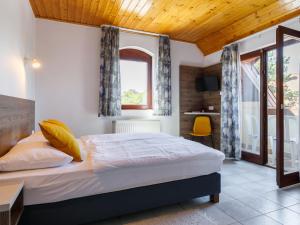 Postel nebo postele na pokoji v ubytování Holiday Home Lago by Interhome
