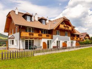 Budynek, w którym mieści się apartament