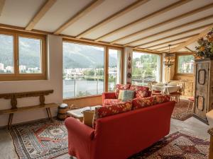 Gallery image of Apartment Chesa Spuonda Verde 1-7 by Interhome in St. Moritz