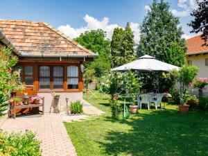 Vonkajšia záhrada v ubytovaní Holiday Home Sunny by Interhome