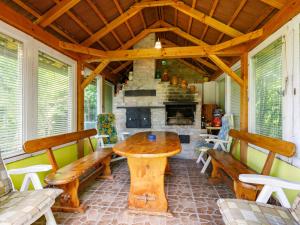 Posedenie v ubytovaní Holiday Home Julia by Interhome