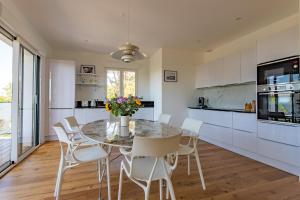 Pyla Plage - appartement vue mer - Perle(o)的厨房或小厨房