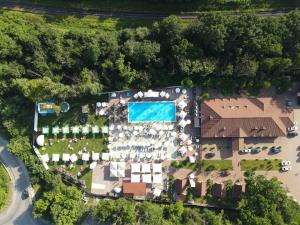 Bazén v ubytování OTAMAN Resort nebo v jeho okolí