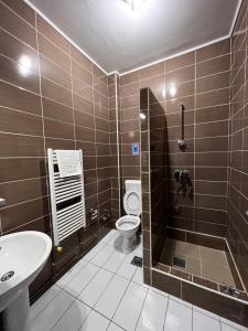 A bathroom at Hotel Begić
