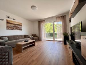 Gallery image of Idyllische Ferienwohnung mit Balkon & Ausblick in Arzbach