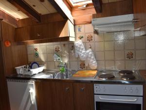 Holiday Home Casa Elido & Gemma tesisinde mutfak veya mini mutfak