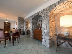 Posedenie v ubytovaní Villa Il Corallo by Interhome
