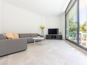 Kép Apartment Garbi-1 by Interhome szállásáról Cambrilsban a galériában