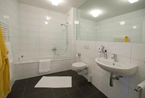 Un baño de Abina Appartements de Luxe