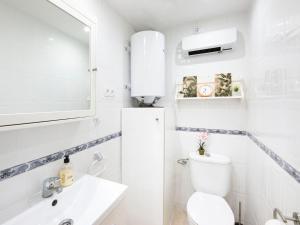 Koupelna v ubytování Apartment Aurora by Interhome