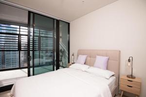 Gallery image of MetaWise Sydney CBD Luxury City view 2BED Apartment in Sydney