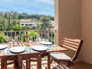Balkon lub taras w obiekcie Studio Les Aigues Marines-63 by Interhome