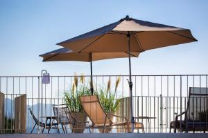 Balkón alebo terasa v ubytovaní hirschen dornbirn - das boutiquestyle hotel - skyrelax & wellness im rooftop