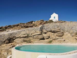 Bazén v ubytování Lovia Mykonos nebo v jeho okolí