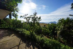 Kép Burdi House, apartment surrounded by greenery and tranquility near the sea szállásáról Mandra Capreriában a galériában